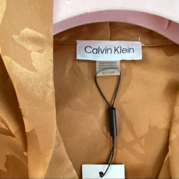 CALVIN KLEIN Sleeveless Professional Top - Picture 5 of 6